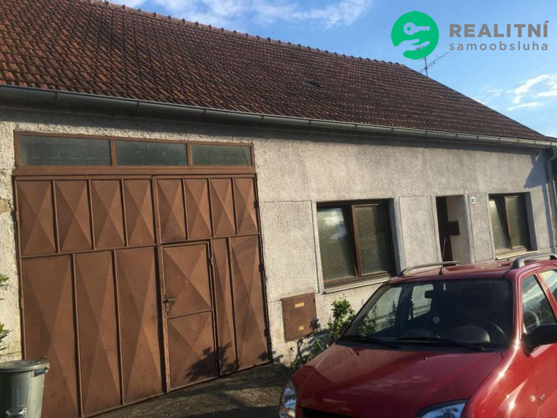 Rodiný dům v Hrušovanech n/J