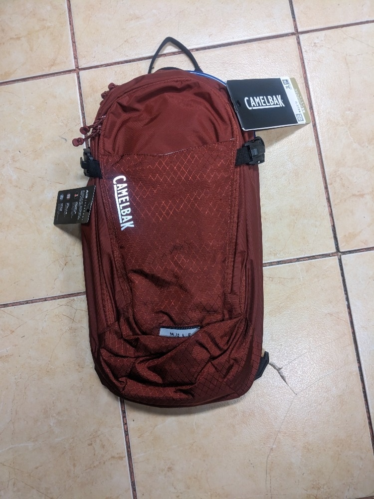 batoh CAMELBAK MULE 12 Fired Brick/Red