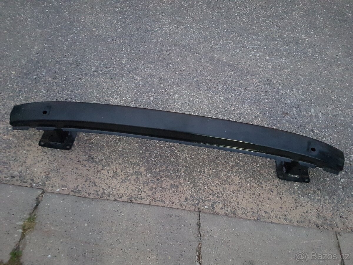 Vyztuha narazniku skoda fabia 1