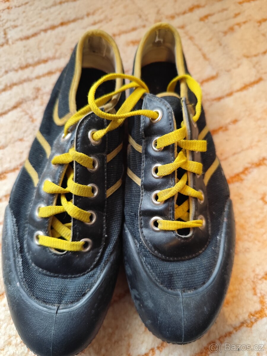 Dětské kopačky vel.37