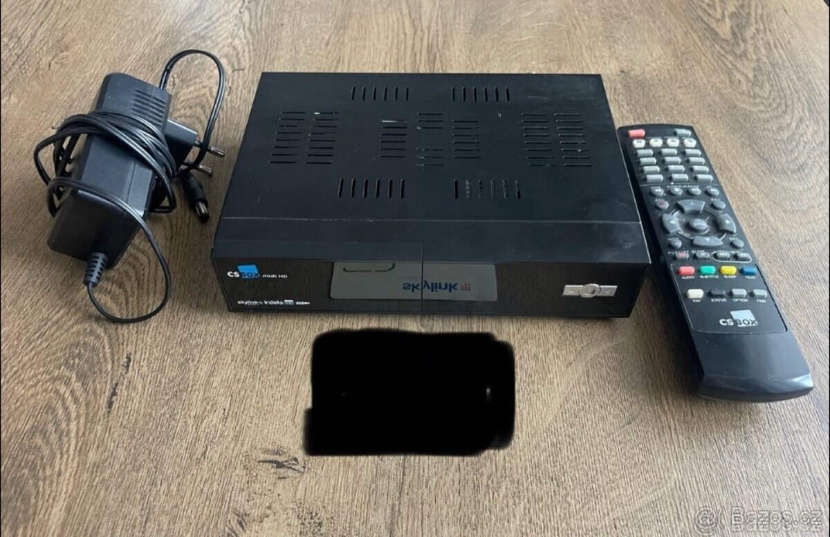 Satelitní přijímač CS Box midi HD.