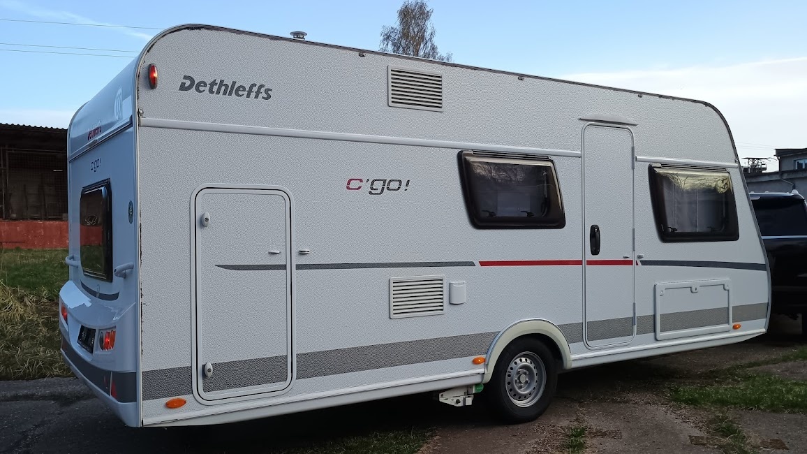Dethleffs C´go 495, palandy, garáž, mover, klima, předstan
