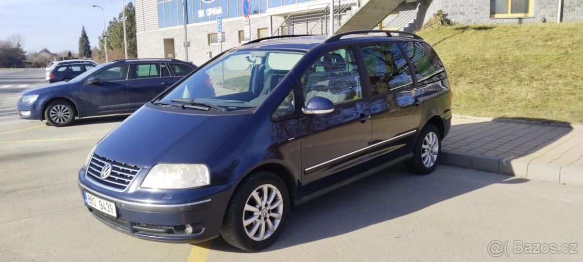 Volkswagen Sharan rok 08, klima, tažné