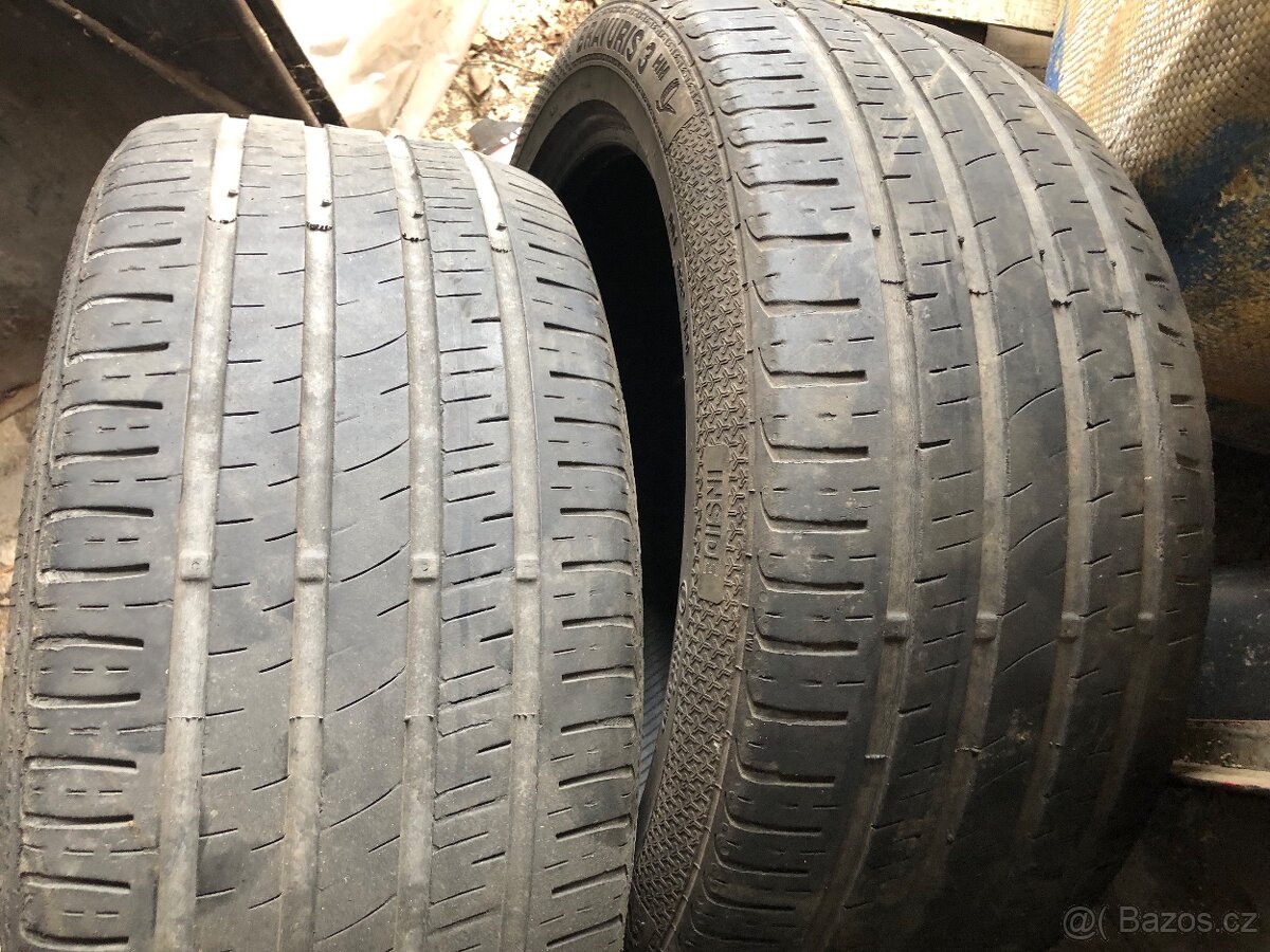 Letni pneu 235/45r17