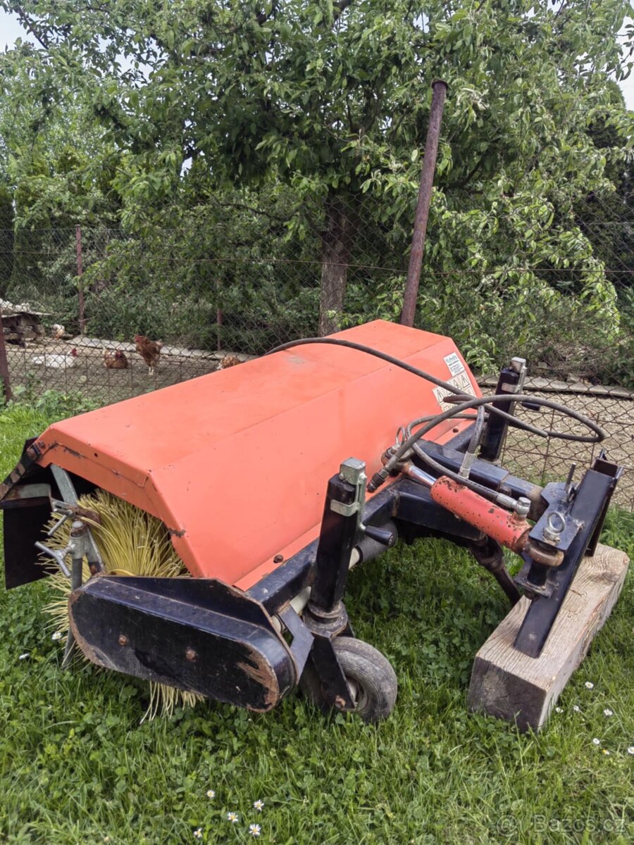 Zametací kartáč