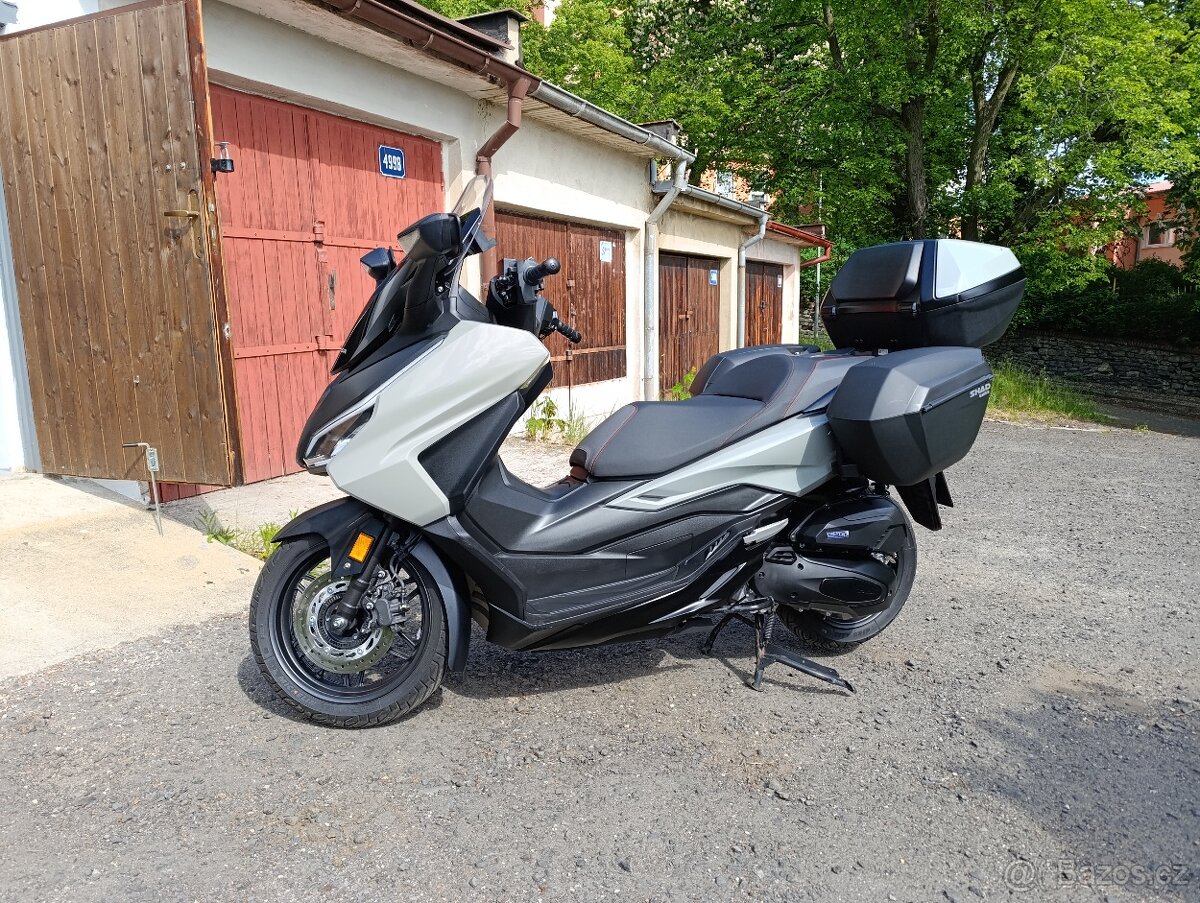 Honda Forza 125 r.v.2023 6400km