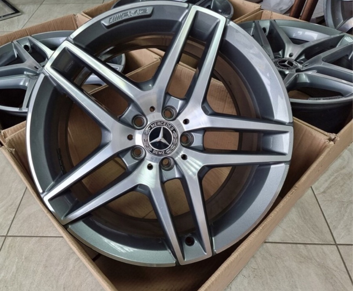 Predám original sadu Mercedes S-klasse 19 AMG R20 W222
