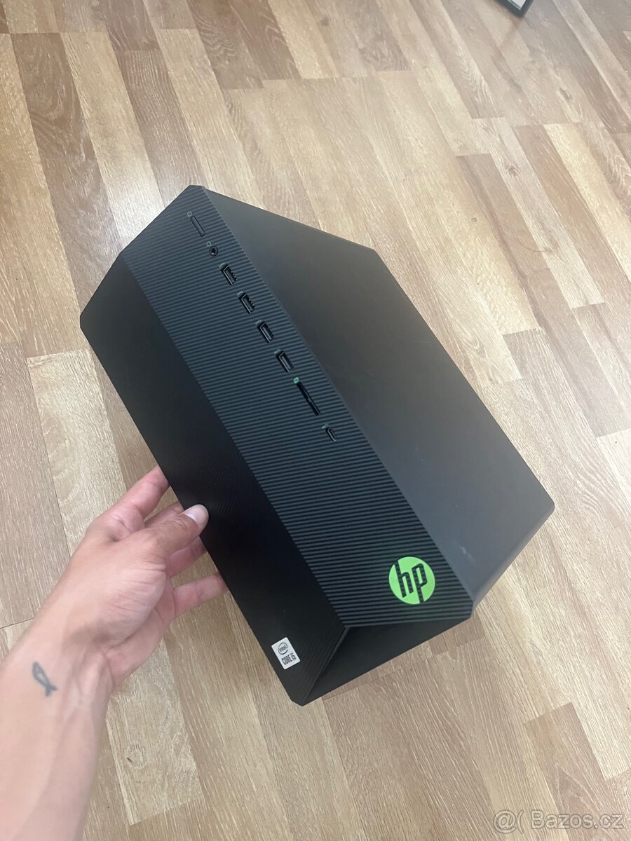 Herní počítač HP 2060 RTX
