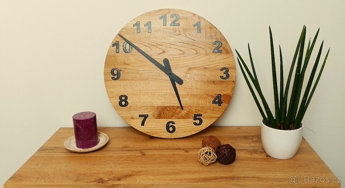 Dubové hodiny, průměr 45 cm
