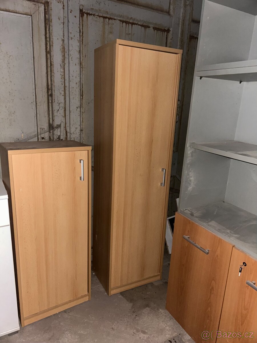 Kancelářský nábytek