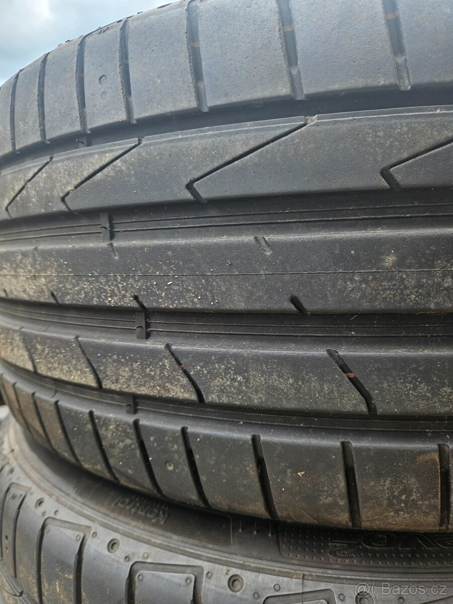 235/40R19 96Y XL K117 ventus S1 evo2 HANKOOK