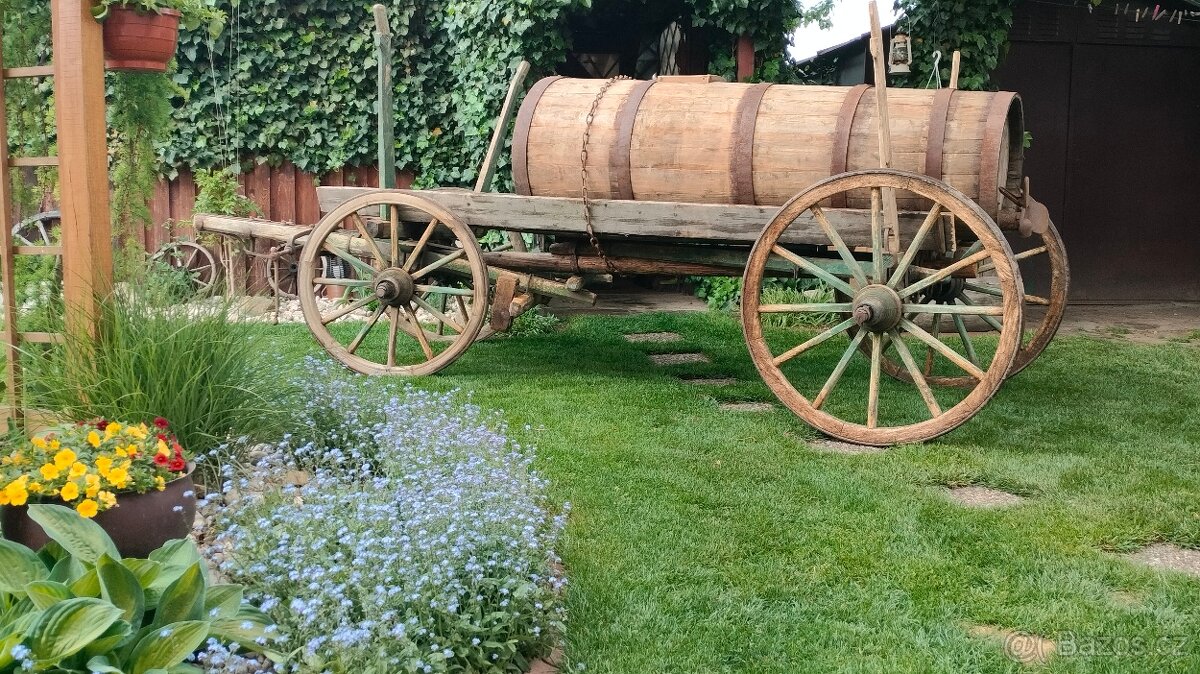 Zemědělské stroje, věci.