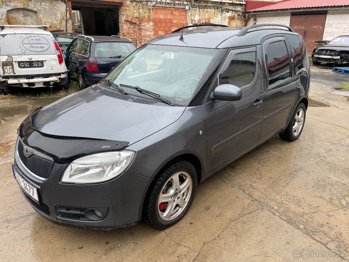 Škoda roomster 1.6i lpg poškozený motor