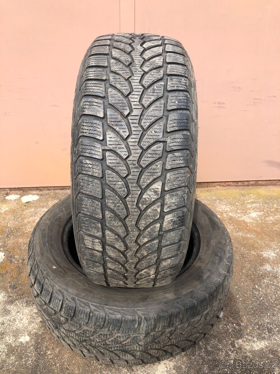 Zimní pneu 225/55/16