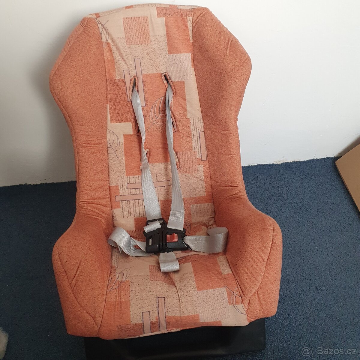 Prodám autosedačku CAM (9-18kg) po jednom dítěti