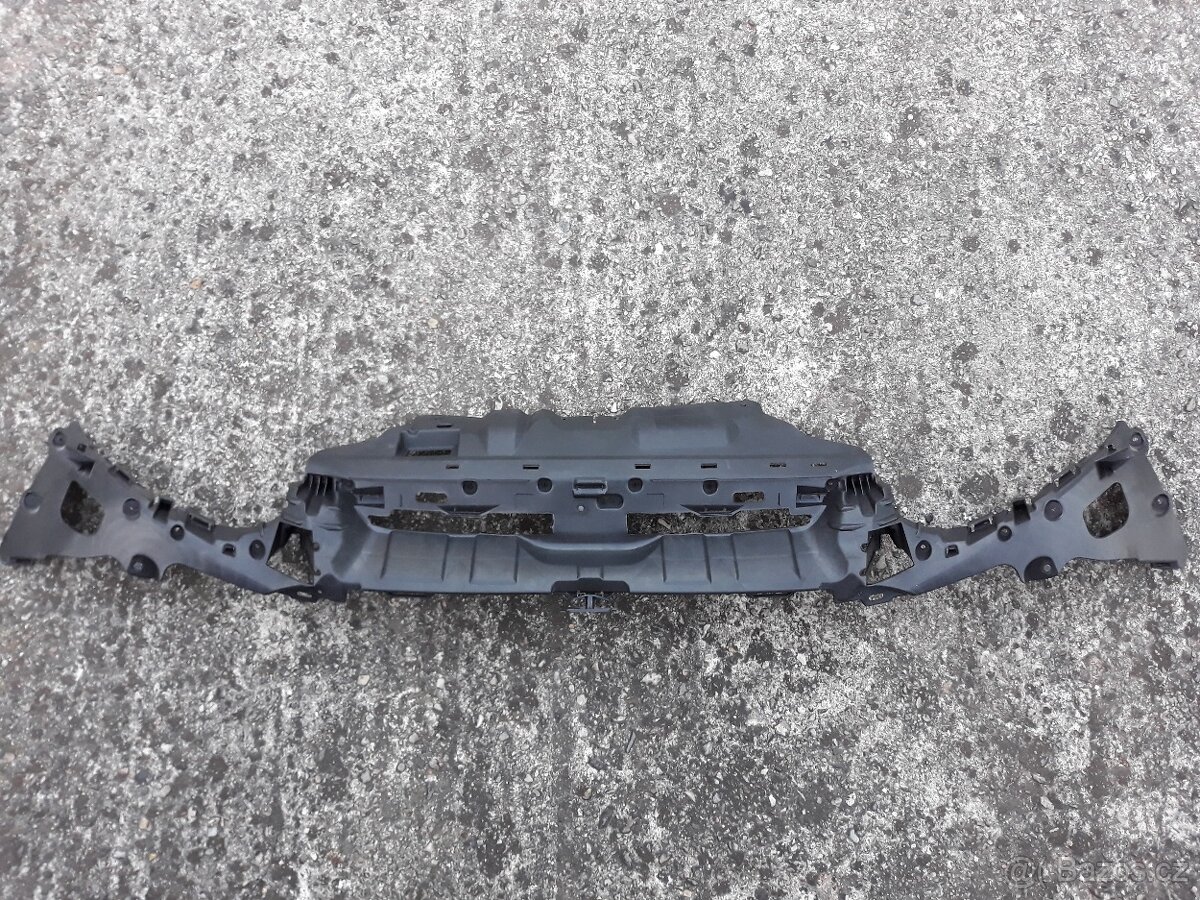 Výztuha předního nárazníku Ford Focus MK3