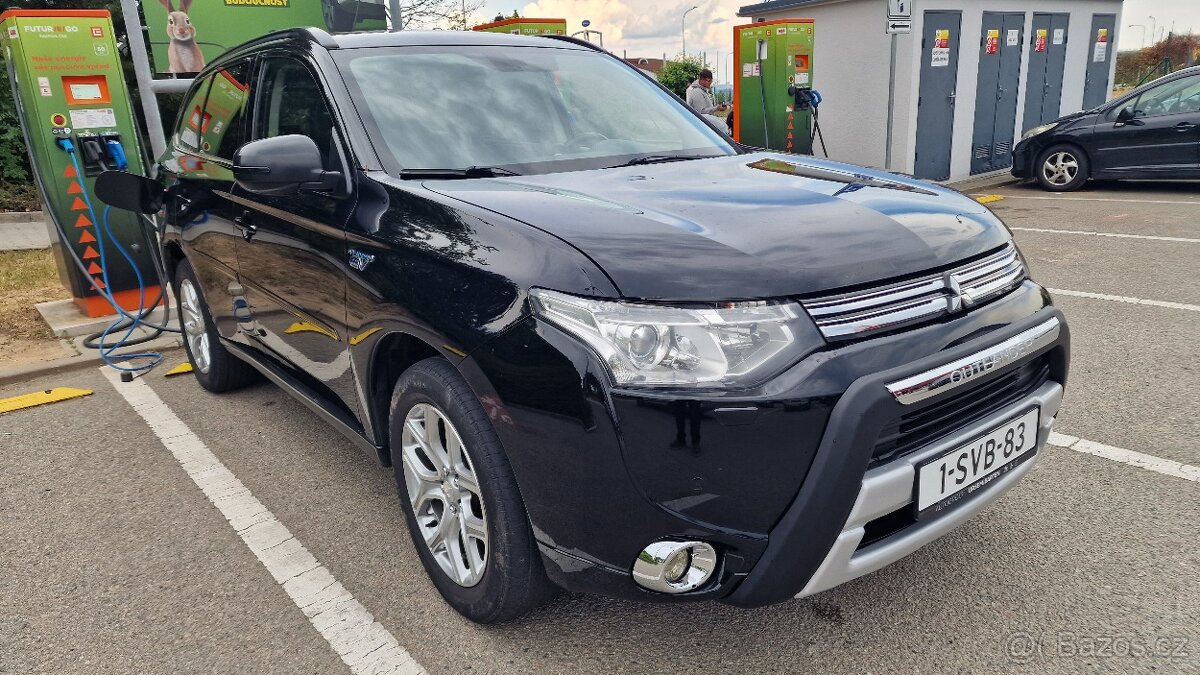 Mitsubishi Outlander Plug-in Hybrid 2.0 PHEV 4x4, Instyle+