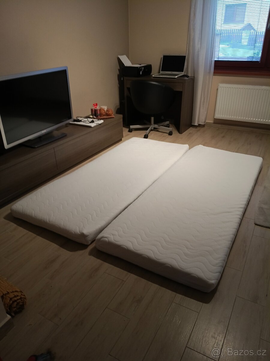 Dvě matrace 200x80x10
