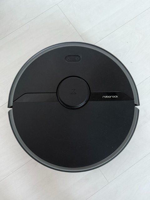 Roborock  – laser, Wi-Fi, mop, výdrž 150 min