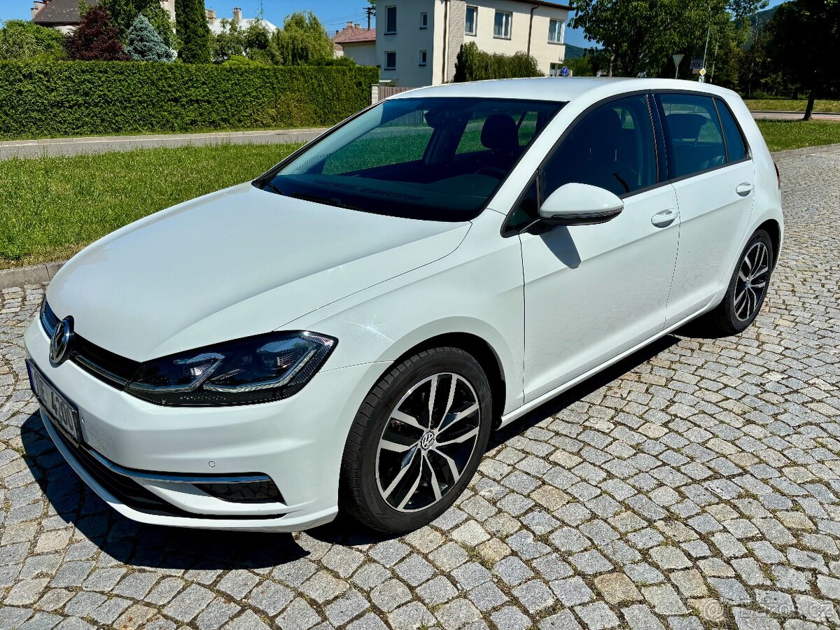 Volkswagen Golf 1.4 TSi 92 kW Highline, nové STK