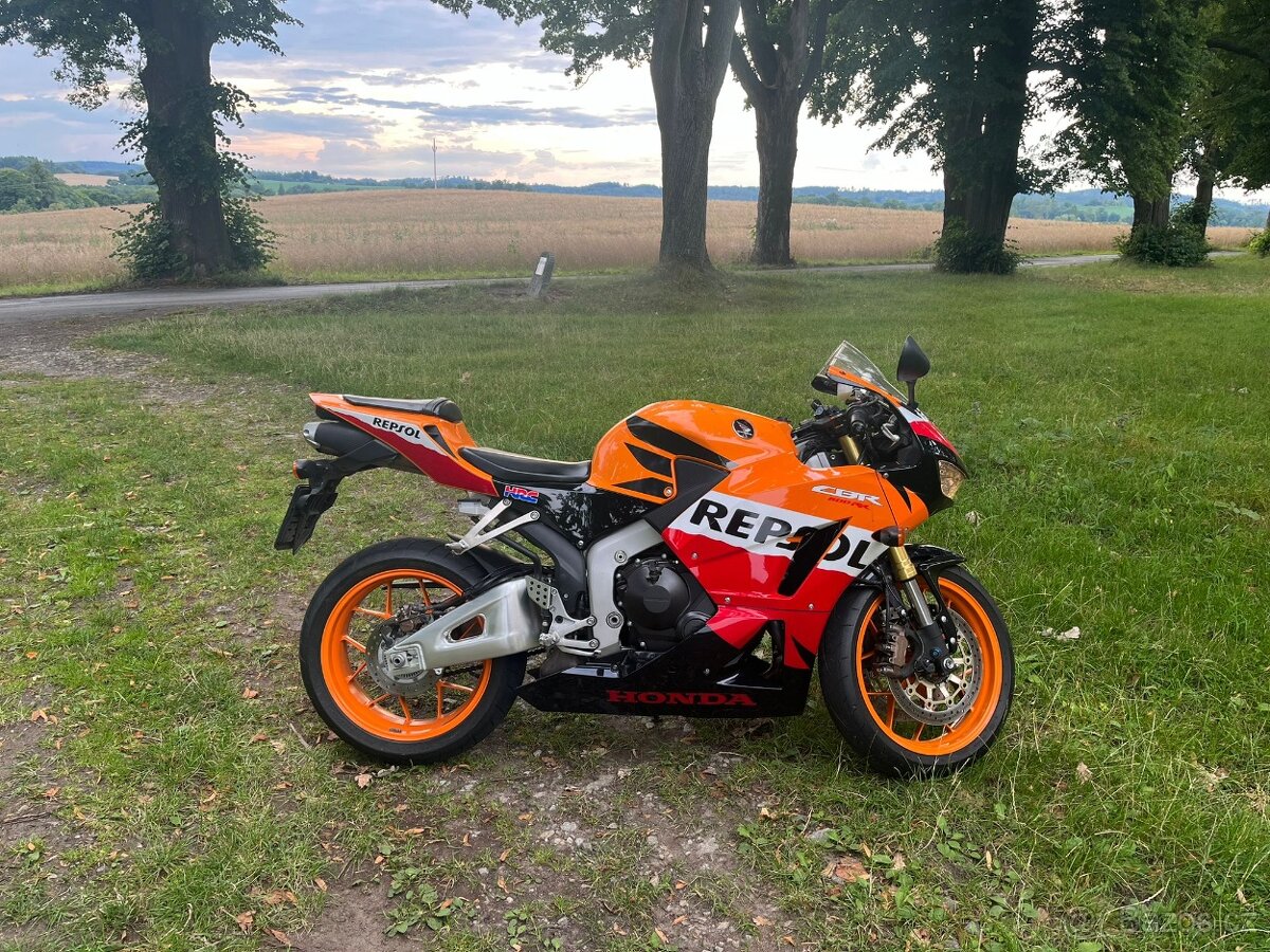 Honda cbr 600 repsol