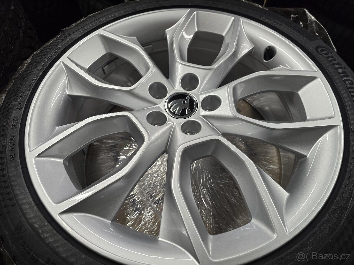 Nová zimní sada orig. Škoda Kamiq 215/45 R18 XL