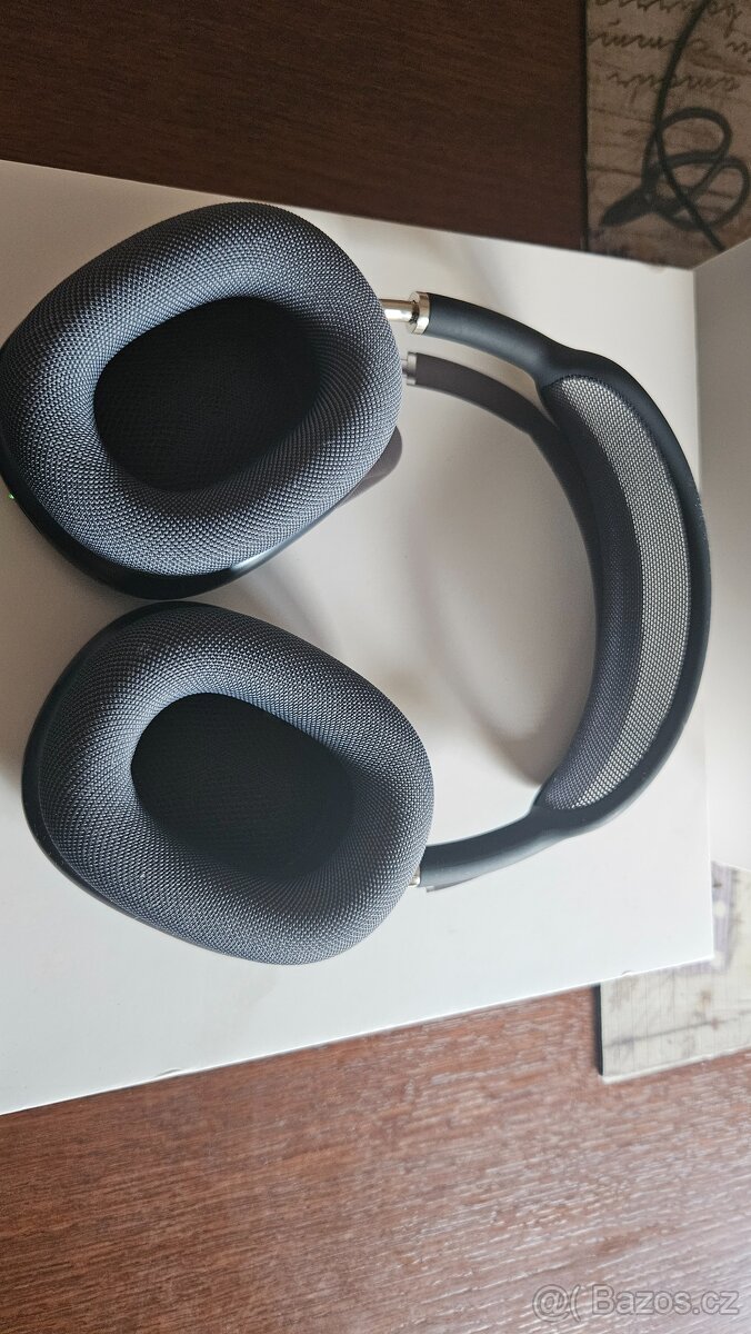 Airpods max