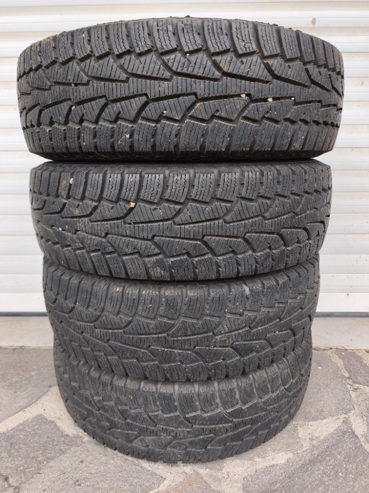205/75 R16C zimní