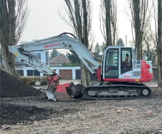Prodám pásové rypadlo Takeuchi TB2150