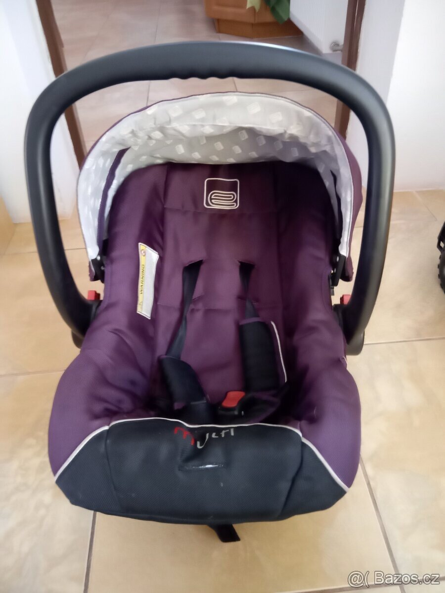 Dětská autosedačka vajíčko