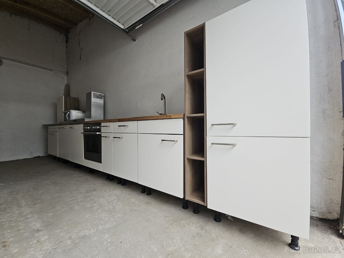 Kompletní kuchyně NOBILIA MAGNOLIA MATT vč. spotřebičů