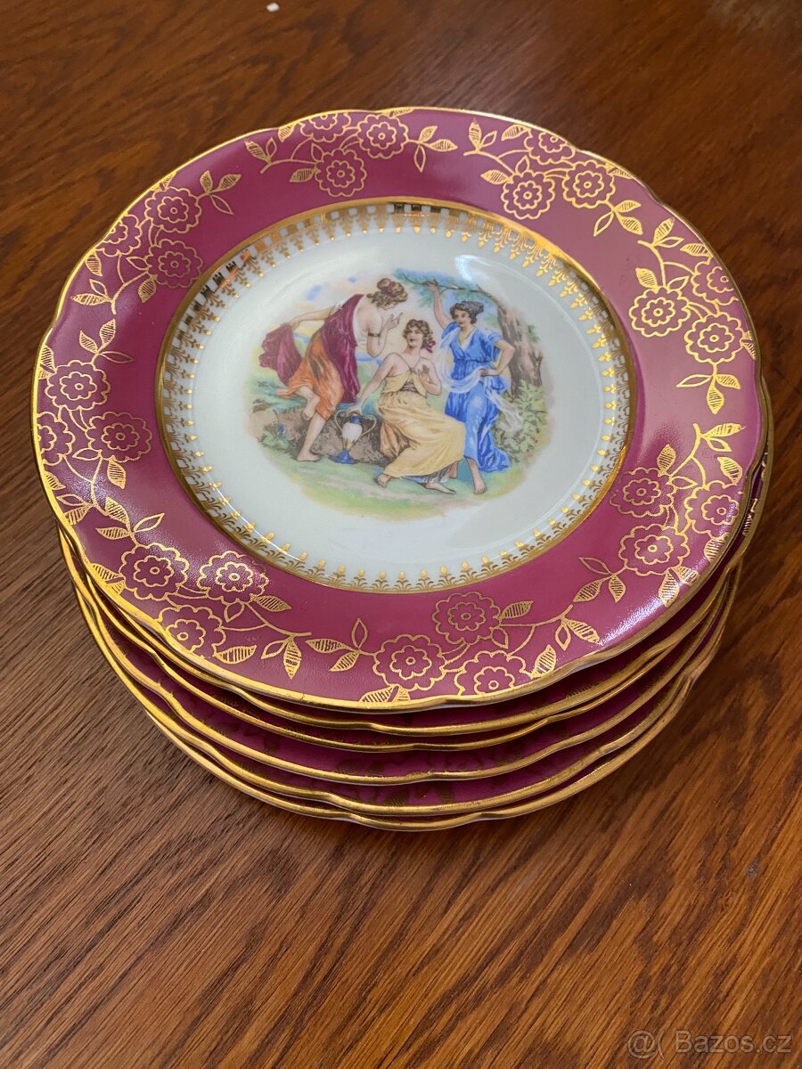 Malované zlacené talířky dezertní s motivem tří grácií