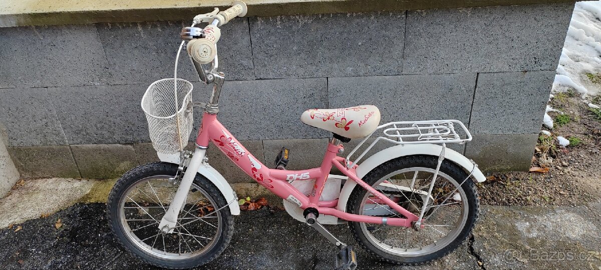 Dětské dívčí kolo.