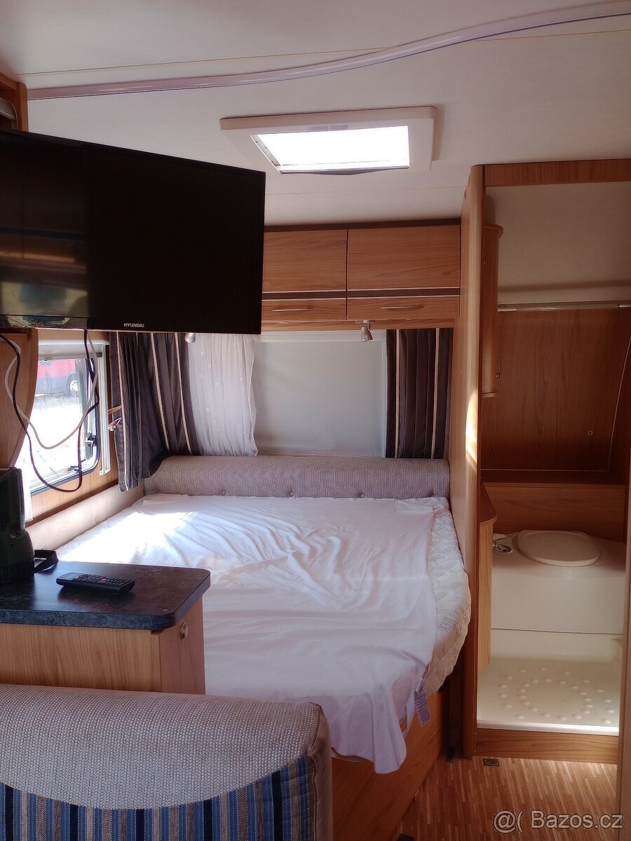 Prodám Karavan Burstner pro 9 osob