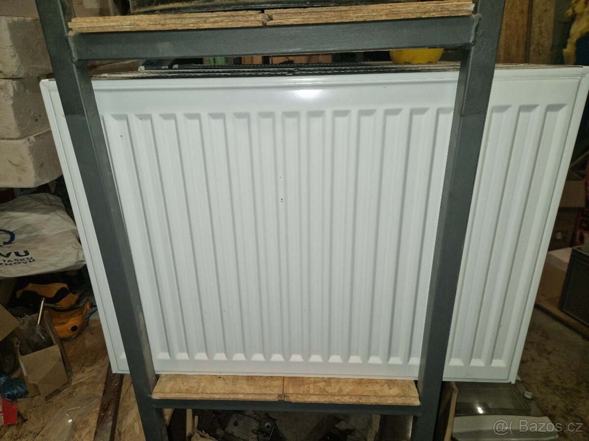 Radiatory 3 deskove