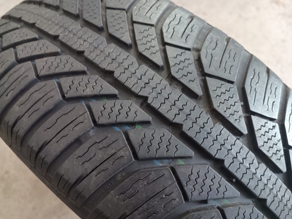 195/65 R15 SEMPERIT (2919)