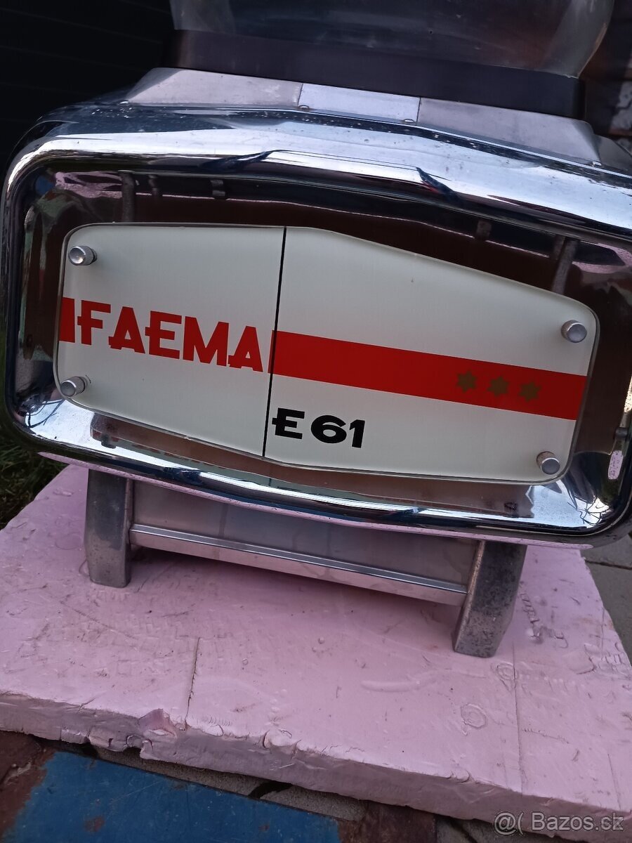 Faema E61