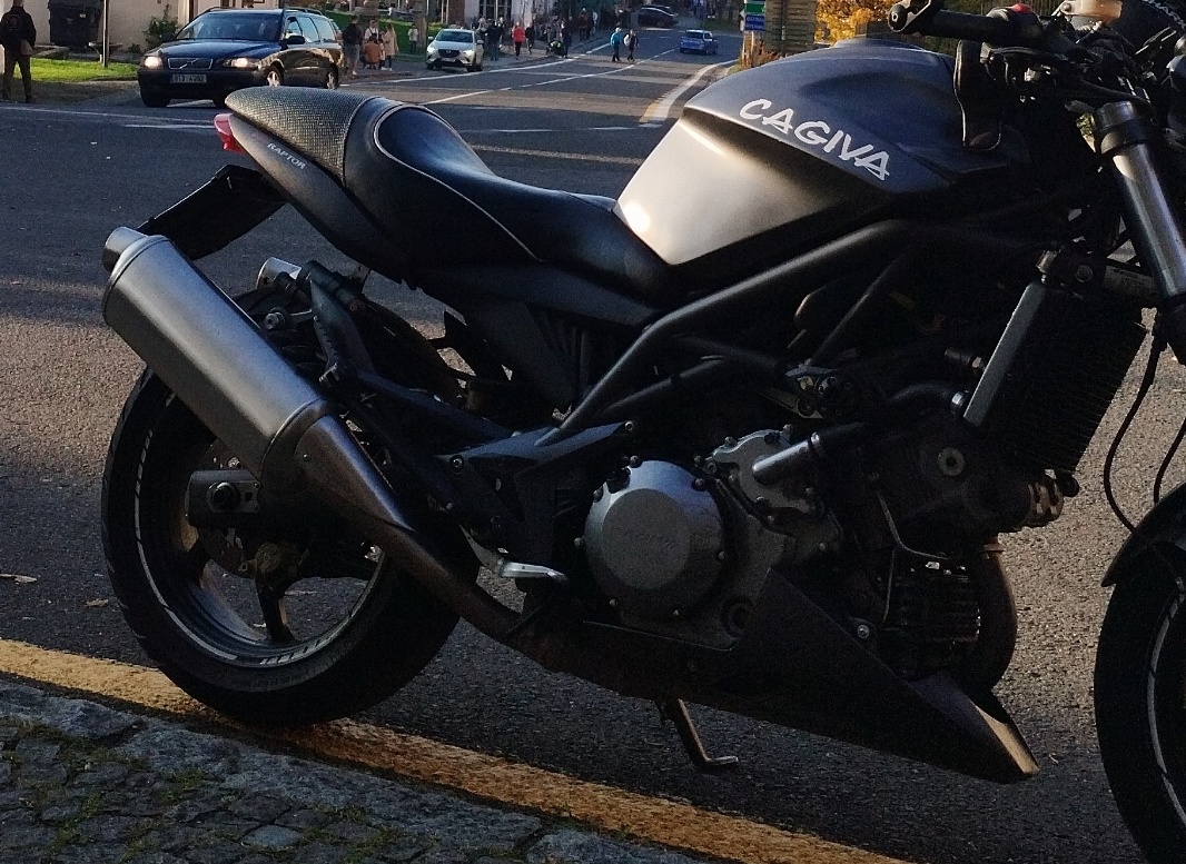 Cagiva Raptor 1000