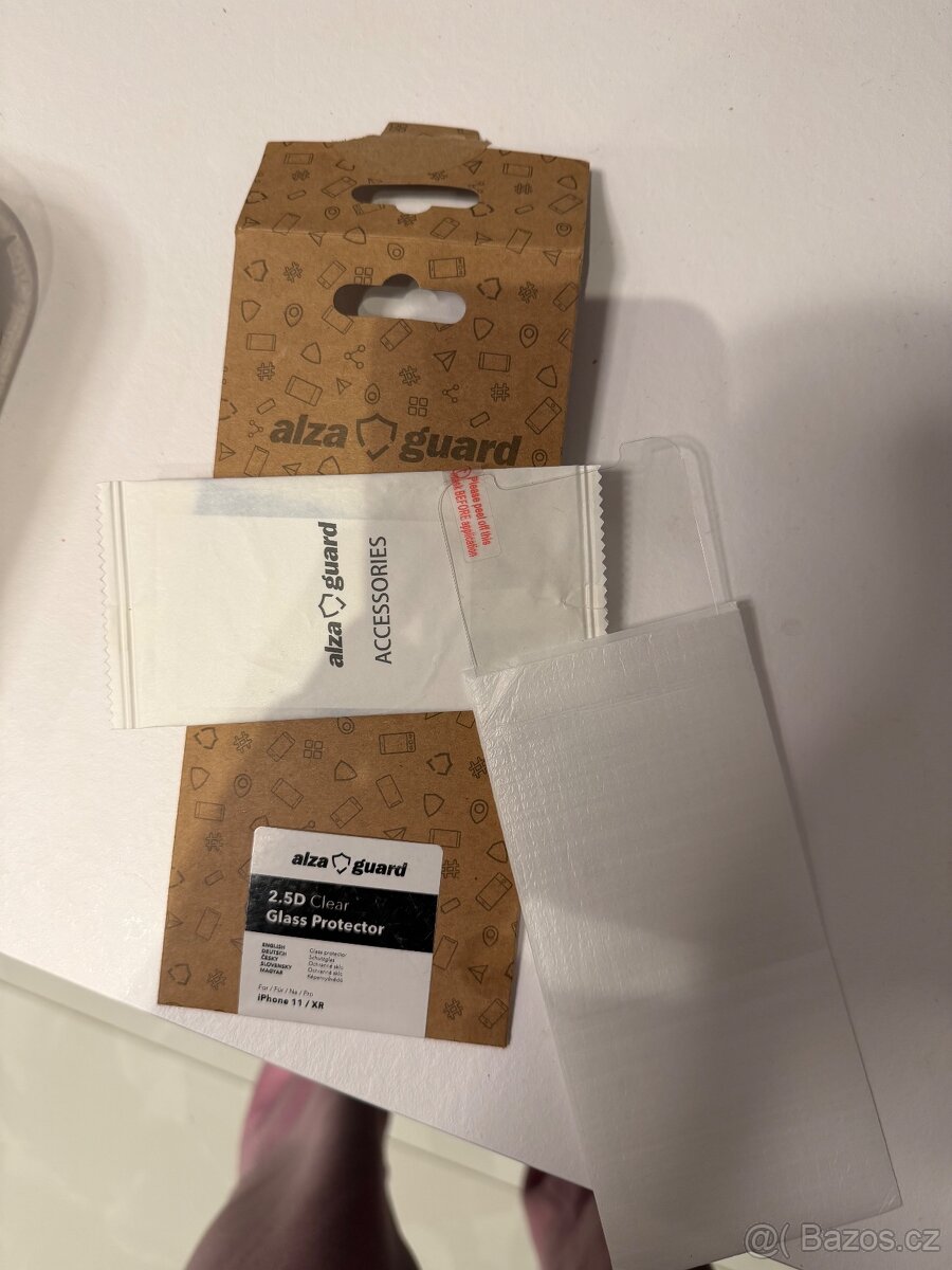 Ochranne sklicko na Iphone 11