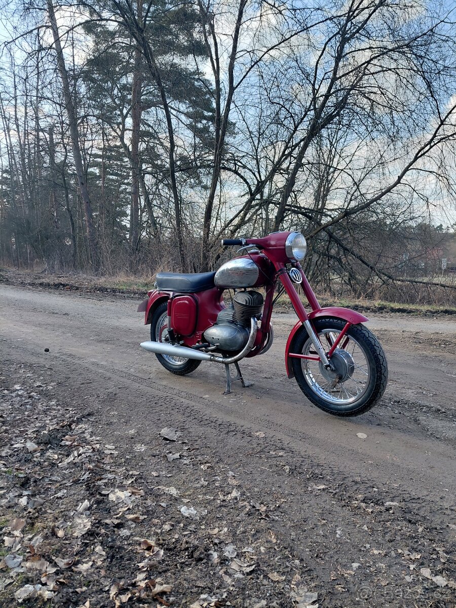 Jawa 250/559