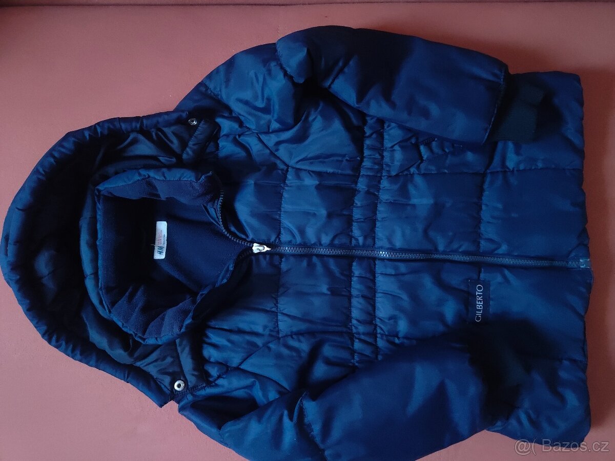 Zimni H&M tmave modra bunda 6-7let