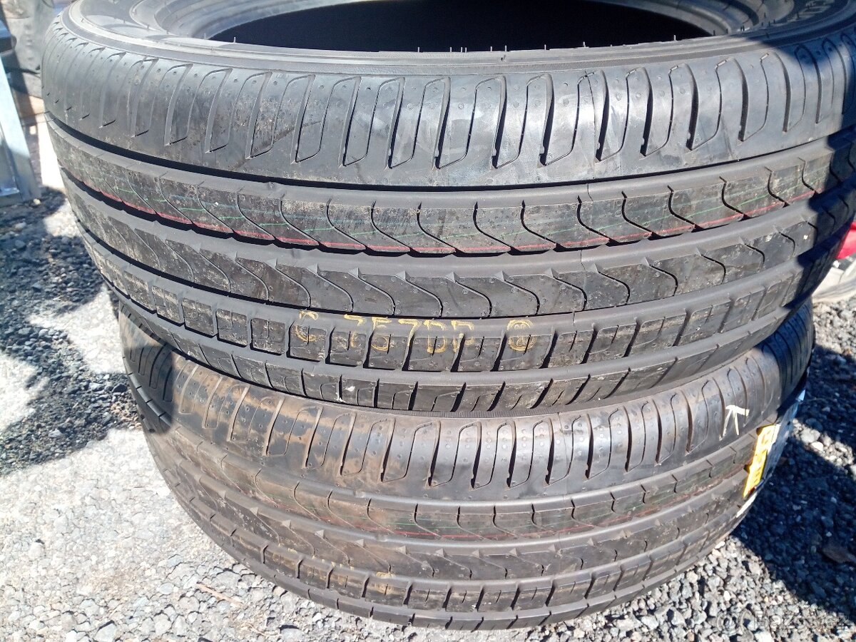 2 ks letních pneu Pirelli v rozměru 235/55 R 19