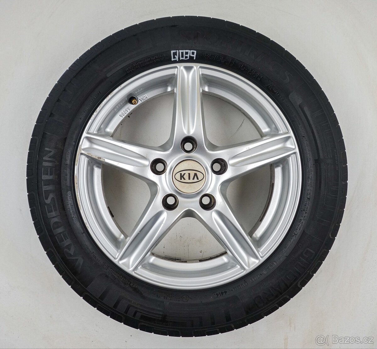 Kia Ceed - 15" alu kola - Letní pneu