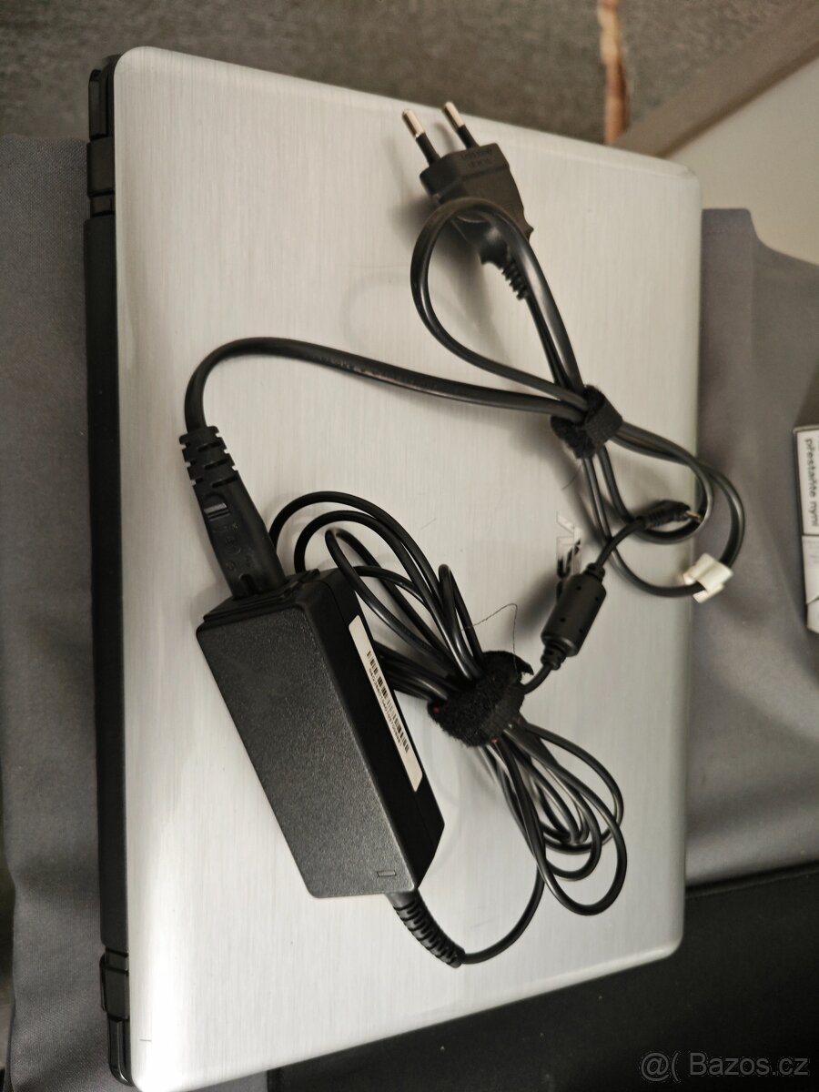 Asus netbook