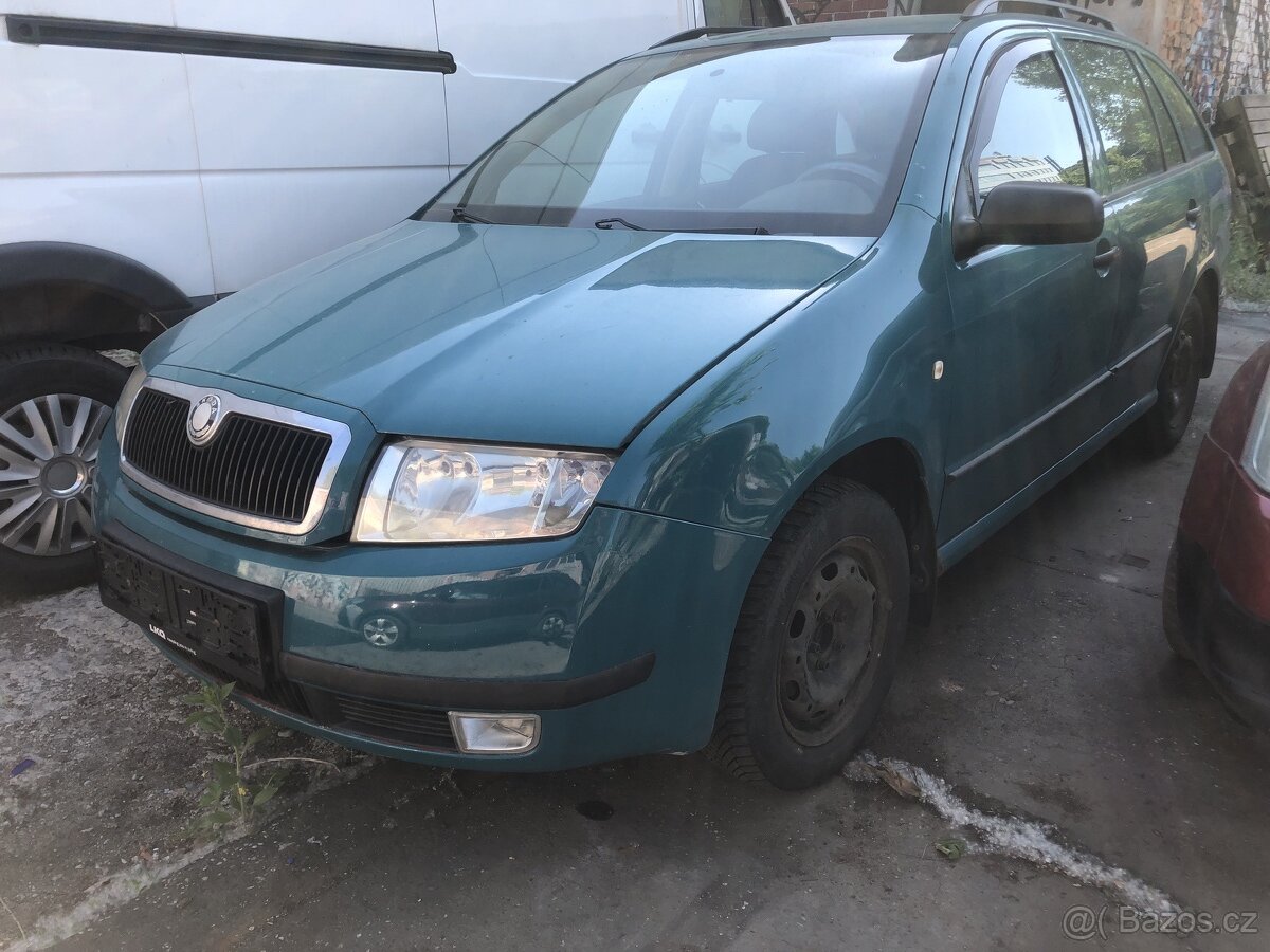 skoda Fabie 1 , zelená barva , náhradní dily