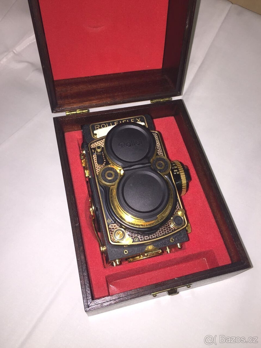 Rolleiflex TLR 2.8 F Gold Edition - Bezvadný a plně funkční