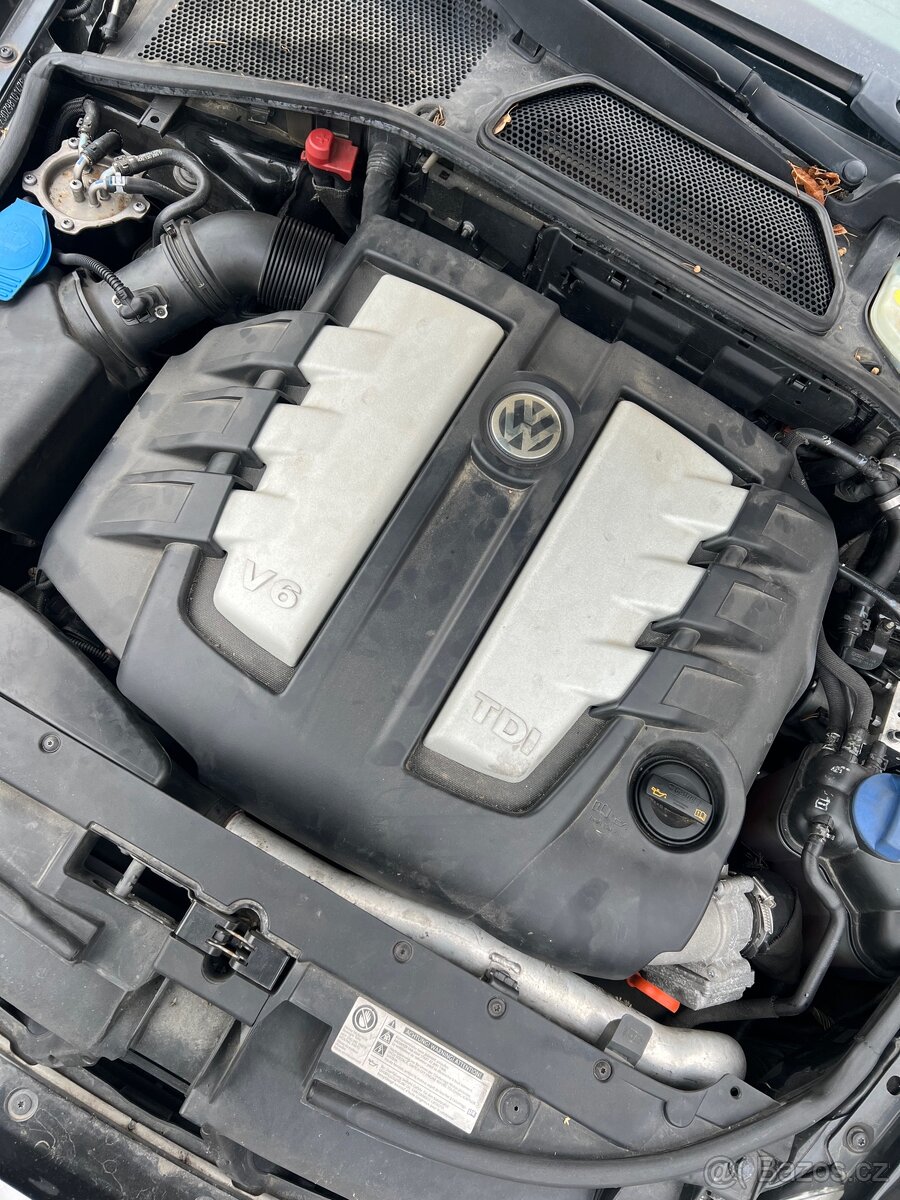 Prodám motor 3.0 TDI 176 kW CEXA