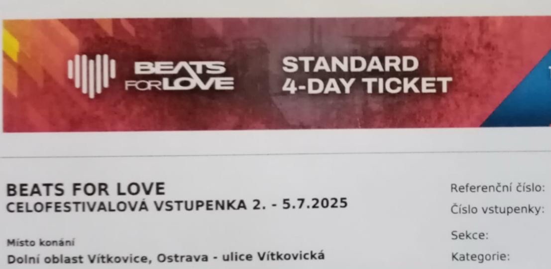 Beats for love 3200,-