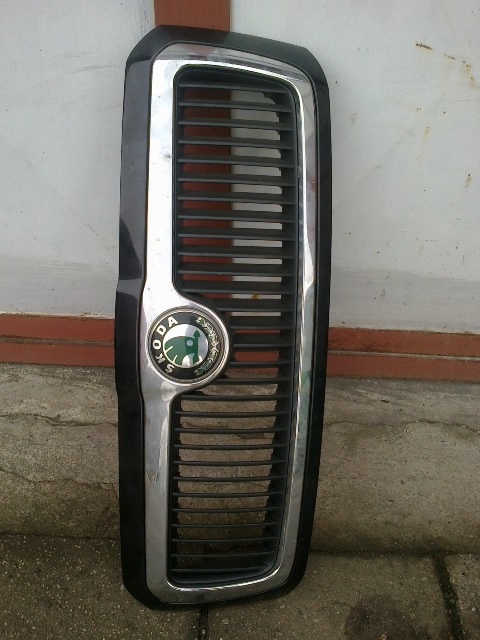 SKODA FABIA 1  predni maska