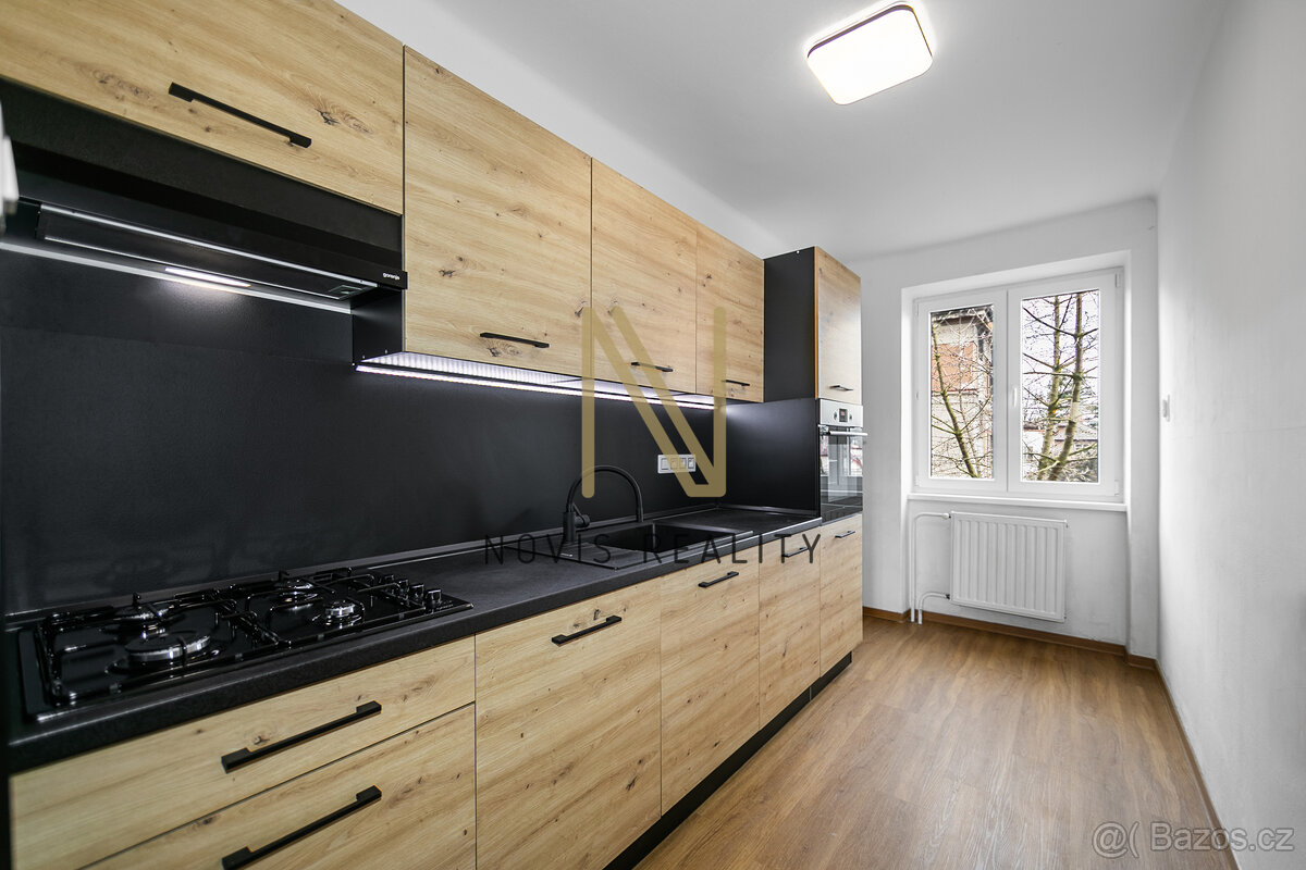 Prodej, byt 3+1 s garáží, 101 m², Klatovy, ul. Podhůrecká